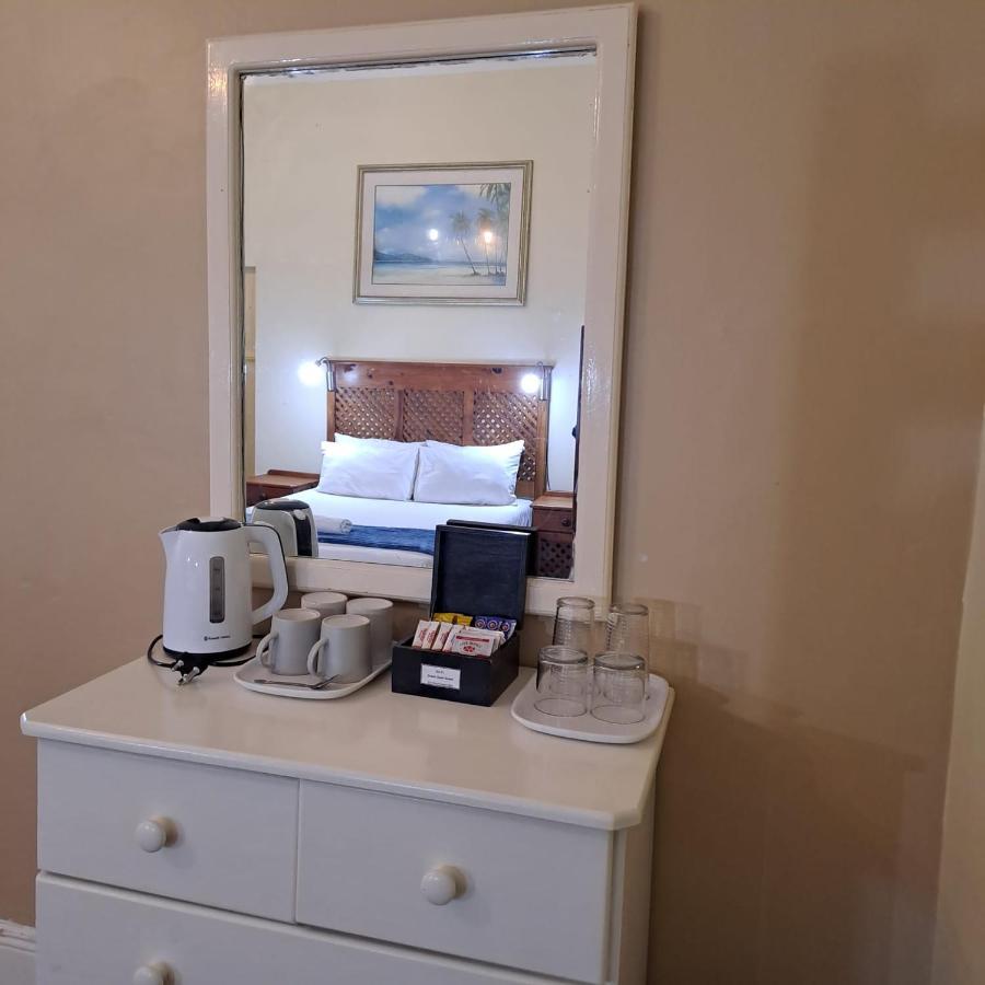 Green Door Guest House Mossel Bay Esterno foto