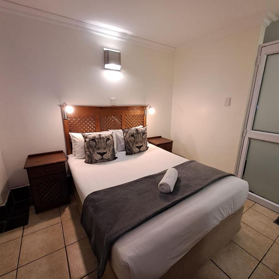 Green Door Guest House Mossel Bay Esterno foto